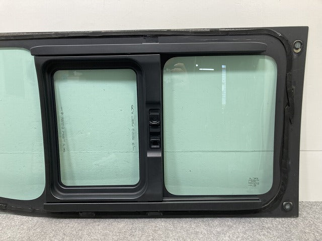 キャラバン NV350 E26 純正 右 スライドドア ガラス クォーターガラス/ウィンドウ 小窓付き 43R-000071 日産(146010)