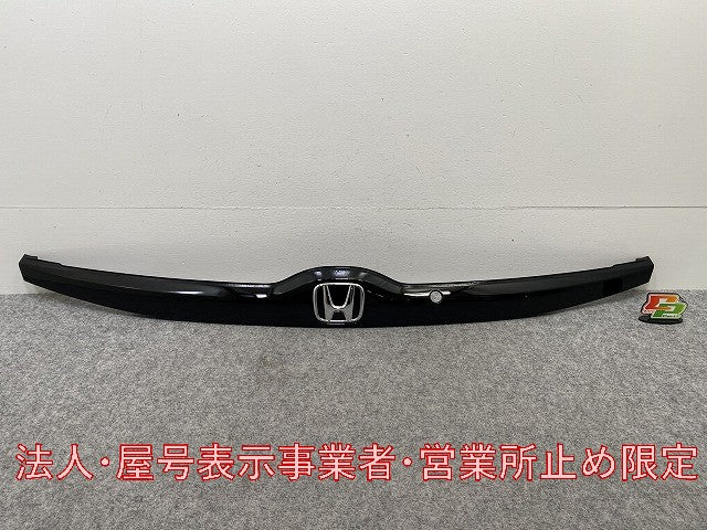 新品!フィット GK3/GK4/GK5/GK6 ハイブリッド/GP5/GP6 純正 リア ガーニッシュ 74890-T5A-0030 74890-T5A-013 ブラック ソリッド(146013)