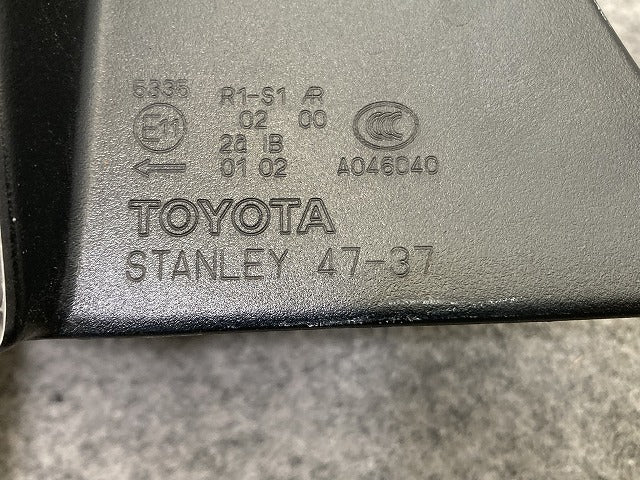 プリウス 30系/ZVW30 純正 前期 左 テールランプ/ライト/レンズ LED STANLEY 47-37 トヨタ(146015)