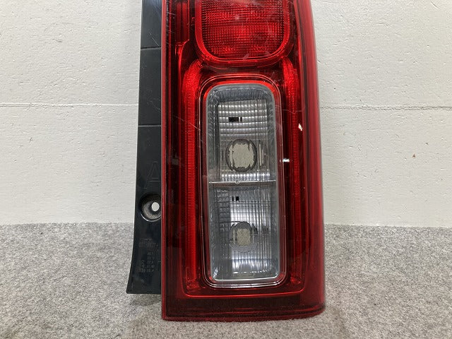 タント LA650S/LA660S 純正 右 テールランプ/ライト/レンズ LED 刻印A KOITO 220-69074 ダイハツ(146016)