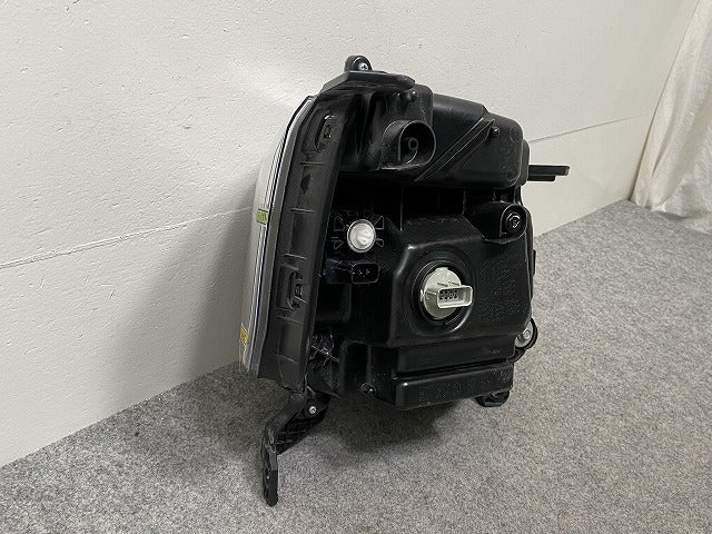 N-BOX/NBOX Nボックス カスタム/JF5/JF6 純正 左 ヘッドライト/ランプ LED レベライザー 刻印J STANLEY W6712 ホンダ(146026)