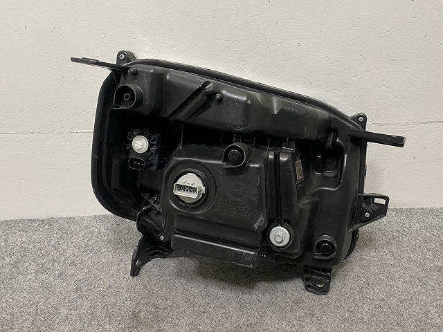 N-BOX/NBOX Nボックス カスタム/JF5/JF6 純正 左 ヘッドライト/ランプ LED レベライザー 刻印J STANLEY W6712 ホンダ(146026)