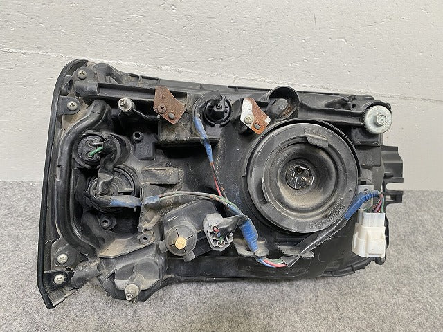ミニキャブ/クリッパー U61T/U62T/U61V/U62V/U71V/U72V 純正 後期 左 ヘッドライト ハロゲン 刻印A STANLEY W0736 L ブラック(146029)