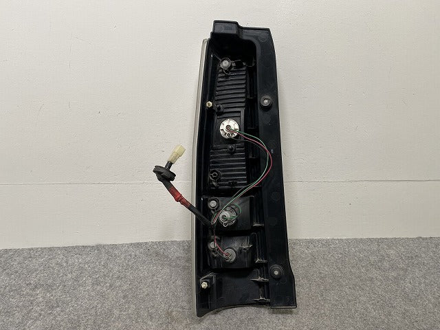 ワゴンR/AZワゴン スティングレー/MH22S/MJ22S 純正 右 テールランプ/ライト/レンズ ハロゲン TOKAIDENSO 35603-58JA スズキ(146052)