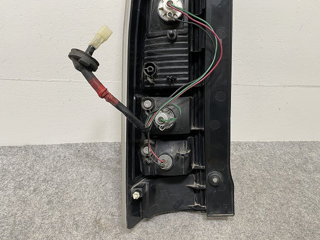 ワゴンR/AZワゴン スティングレー/MH22S/MJ22S 純正 右 テールランプ/ライト/レンズ ハロゲン TOKAIDENSO 35603-58JA スズキ(146052)