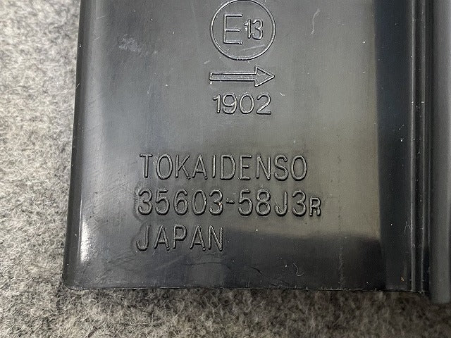 ワゴンR MH21S/MH22S 純正 右 テールランプ/ライト/レンズ ハロゲン TOKAIDENSO 35603-58J3 スズキ(146054)