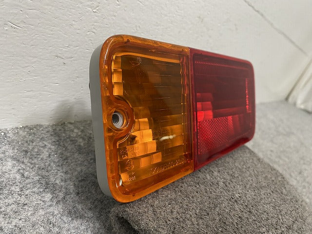 ハイゼット/サンバー/ピクシス/トラック S500P/S510P S500U/S510U S500J/S510J 純正 前期 右 テールランプ/ライト ハロゲン 20517(146057)