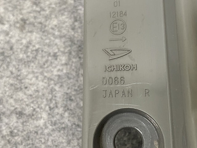 タント L375S/L385S 純正 右 テールランプ/ライト/レンズ ハロゲン ICHIKOH D066 ダイハツ(146070)