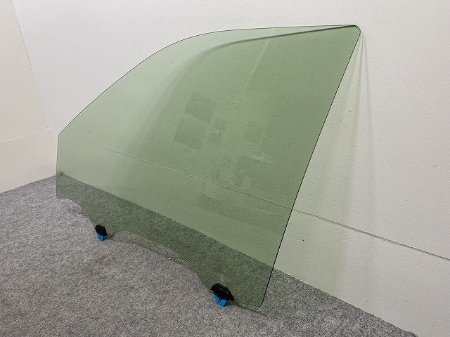 キックス/KICKS P15 純正 左 フロント ガラス 43R-00034 日産(146071)