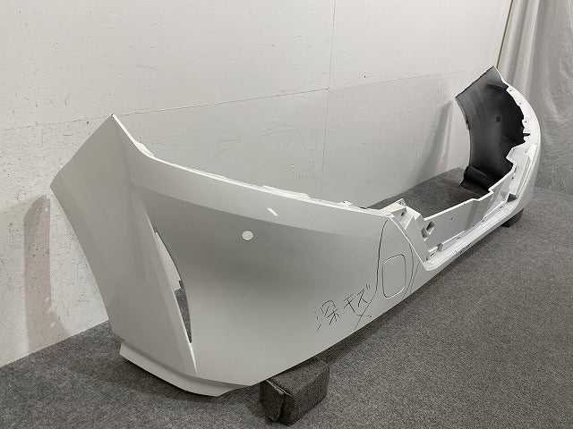 ノート/NOTE E13/SNE13 純正 前期 フロント バンパー 62022 6XJ0H ピュアホワイトパール QAC 日産(146075)