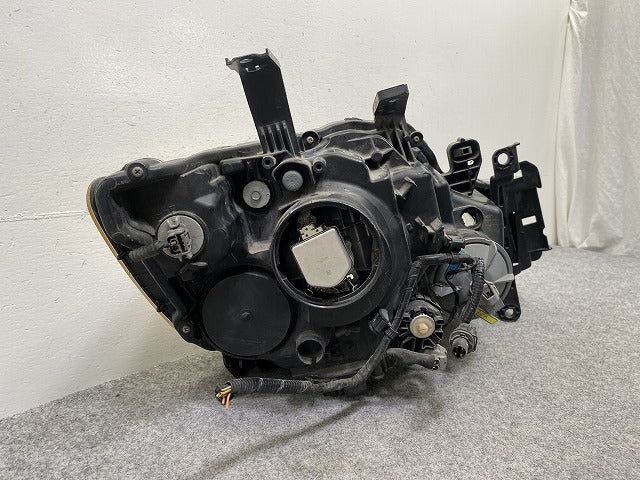 ステップワゴン RK1/RK2 スパーダ/RK5/RK6 純正 前期 左 ヘッドライト/ランプ キセノン HID レベライザー バラスト 刻印J0 KOITO(146083)