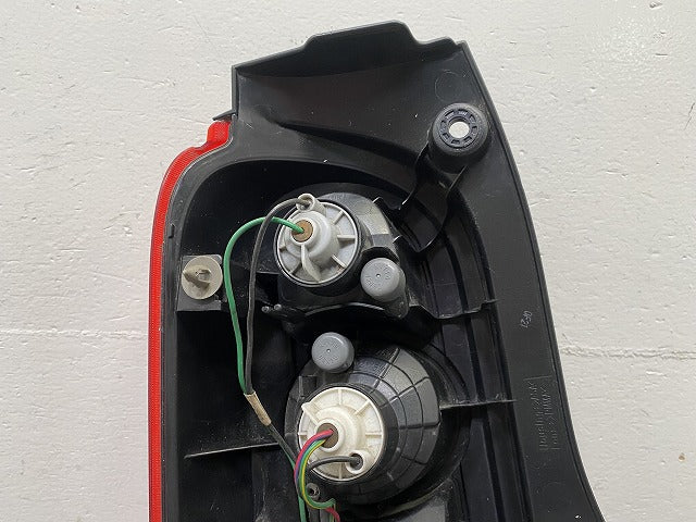 ミラ ココア L675S/L685S 純正 右 テールランプ/ライト/レンズ ハロゲン TOKAIDENSO 20510 ダイハツ(146085)