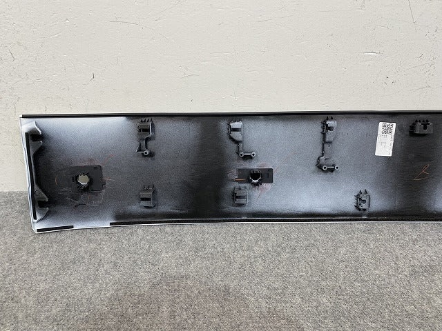 新品!ステップワゴン スパーダ/RP6/RP7/RP8 純正 リア ガーニッシュ 74895-3T0-J000 74895-3T0-J01ZE プラチナホワイトパール(146104)