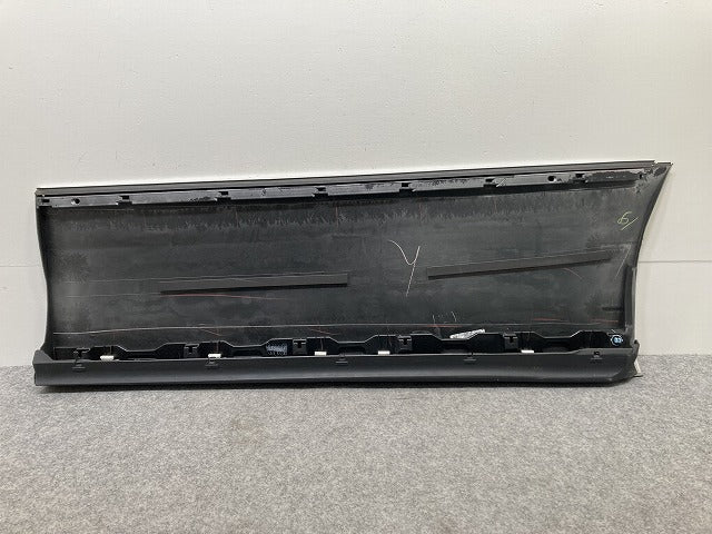 エスティマ アエラス 50系/ACR50W/ACR55W/GSR50W/GSR55W 純正 右 スライドドア サイドパネル 76927-28090 シルバーメタリック(146132)
