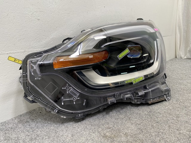 シエンタ MXPC10G ハイブリッド/MXPL10G/MXPL15G 純正 左 ヘッドライト/ランプ LED KOITO 52-340 81145-52P10 トヨタ(146142)