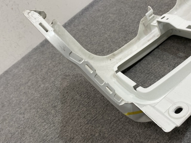 エブリィ/クリッパー NV100/スクラム DA17V/DR17V/DG17V 純正 リア バンパー 71811-64P0 白素地 スズキ(146151)