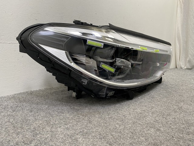 5シリーズ G30/G31 純正 前期 右 ヘッドライト/ランプ LED ZKW 8499126-01 BMW(146158)