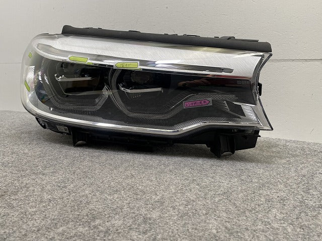 5シリーズ G30/G31 純正 前期 右 ヘッドライト/ランプ LED ZKW 8499126-01 BMW(146158)