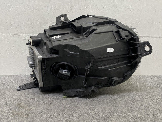 ミニ F54/F55/F56/F57 純正 左 ヘッドライト/ランプ LED VALEO MINI(146159)