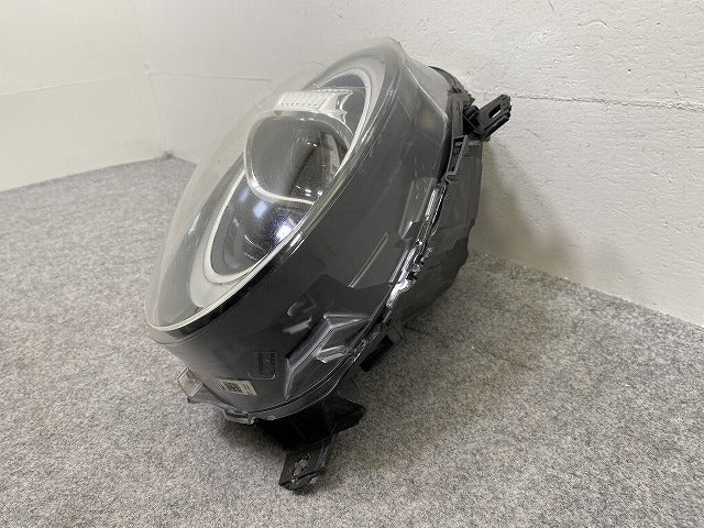 ミニ F54/F55/F56/F57 純正 後期 右 ヘッドライト/ランプ LED VALEO 90169277ZX03 MINI(146162)