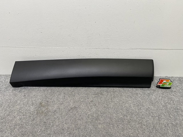 新車取り外し!クラウン クロスオーバー AZSH35 RS/TZSH35 純正 右 リア ドア サイドパネル /アンダーパネル 75077-30030 素地(146164)