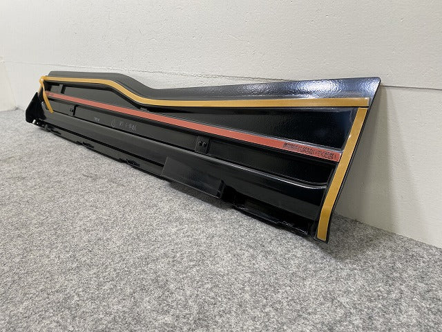 新品!ヴォクシー/ノア/エスクァイア 80系/ZRR80/ZRR85 ハイブリッド/ZWR80 純正 左 スライドドア サイドパネル /マッドガード(146165)