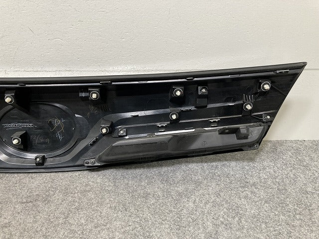 ルーミー M900A/M910A 純正 後期 フロント グリル/ラジエーターグリル 53105-B1100 53105-B1100 ブラック ソリッド トヨタ(146170)
