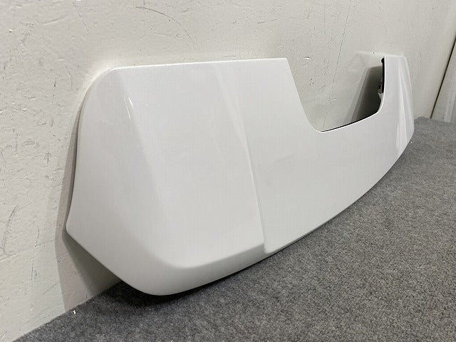 新車取り外し!ランドクルーザー/ランクル FJA300W/VJA300W 純正 リア ルーフスポイラー/ウイングスポイラー 76085-60130/1(146174)