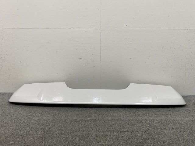 新車取り外し!ランドクルーザー/ランクル FJA300W/VJA300W 純正 リア ルーフスポイラー/ウイングスポイラー 76085-60130/1(146174)