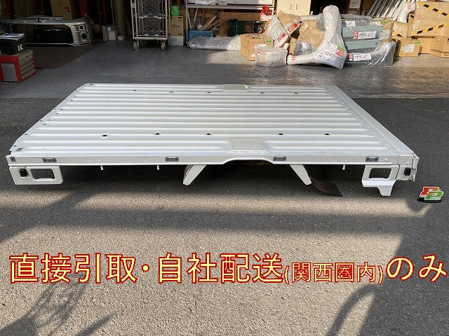 新車取り外し!グランマックス トラック S403P 純正  平ボディ/荷台 寸法約タテ1700×ヨコ2490×高さ300(mm) ホワイト ソリッド(146175)
