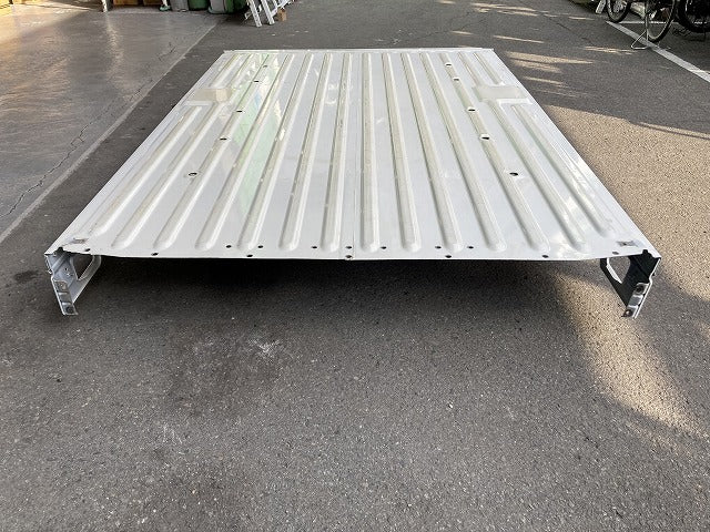 新車取り外し!グランマックス トラック S403P 純正  平ボディ/荷台 寸法約タテ1700×ヨコ2490×高さ300(mm) ホワイト ソリッド(146175)