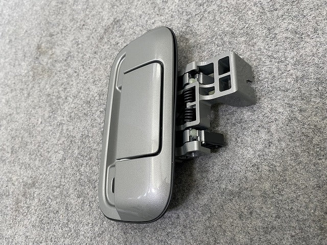 ハスラー/ワゴンR/ラパン/エブリィ等 純正 リアゲート バックドアハンドル アウターハンドル 82851A50M2 スチールシルバー(146178)