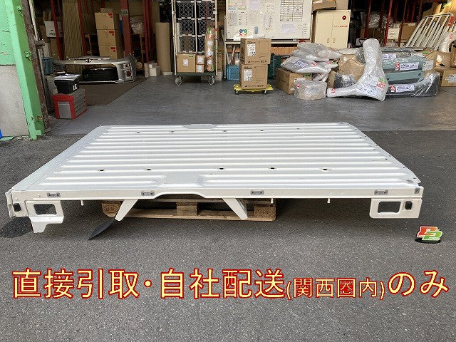 新車取り外し!グランマックス トラック S403P 純正  平ボディ/荷台 寸法約タテ1700×ヨコ2490×高さ300(mm) ホワイト ソリッド(146181)