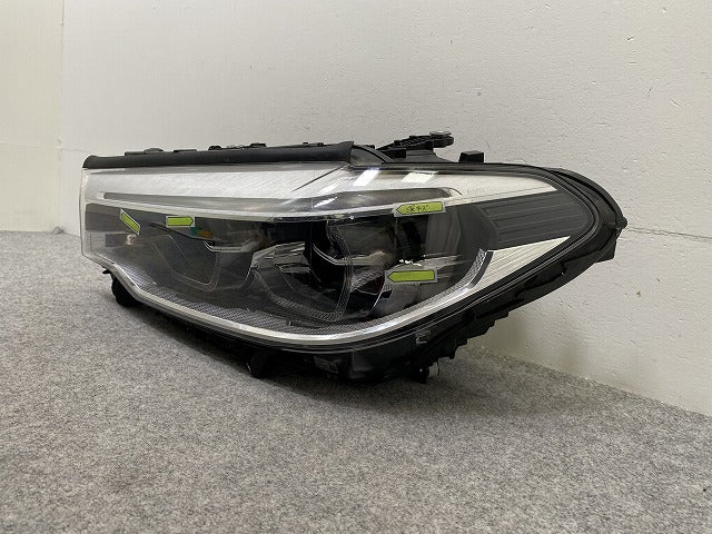 ジャンク!5シリーズ G30/G31 純正 左 ヘッドライト/ランプ LED ZKW 7439211-01 BMW(146187)