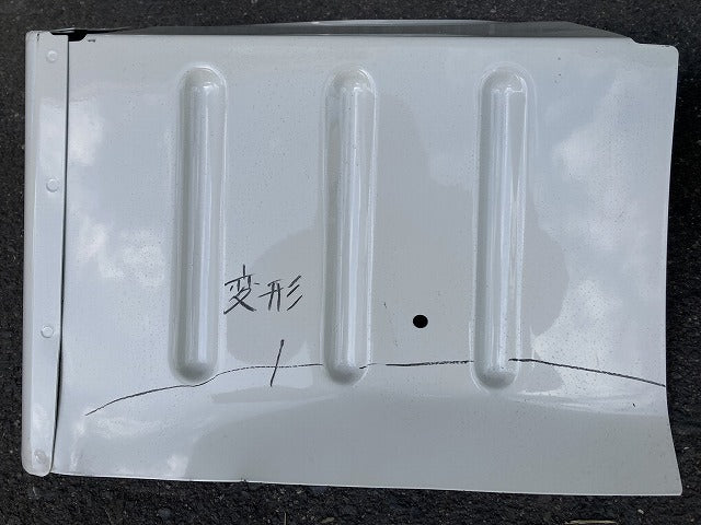 新車取り外し!ダイナ/トヨエース/デュトロ 平成23年7月~ワイド 純正  Wキャブ/ダブルキャブ 純正 平ボディ/荷台 ホワイト(146188)