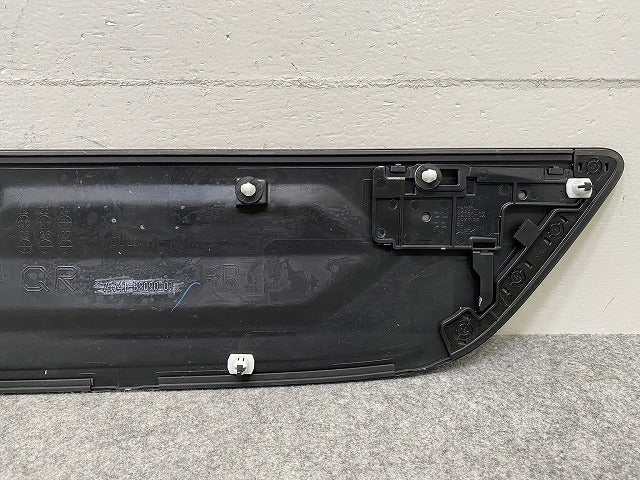 タント LA650S/LA660S 純正 右 リア ドアモール 75741-B2090-01 ブラック ソリッド ダイハツ(146194)