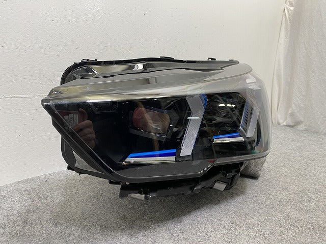X2 U10 純正 左 ヘッドライト/ランプ LED HELLA 5A77EC1-06 BMW(146195)