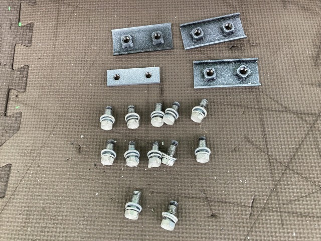 新車取り外し!ダイナ/トヨエース/デュトロ 平成23年7月~ 標準車 純正 右 アオリ/サイドパネル/ゲート ホワイト ソリッド トヨタ(146204)