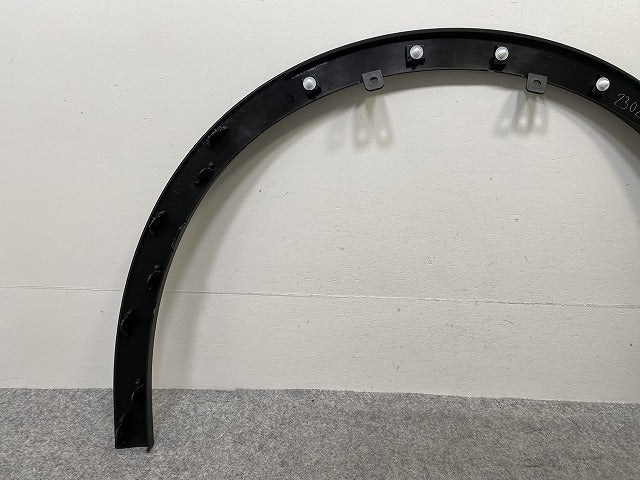 新車取り外し!クラウン クロスオーバー AZSH35 RS/TZSH35 純正 右 フロント フェンダーアーチモール 75601-30130(146225)