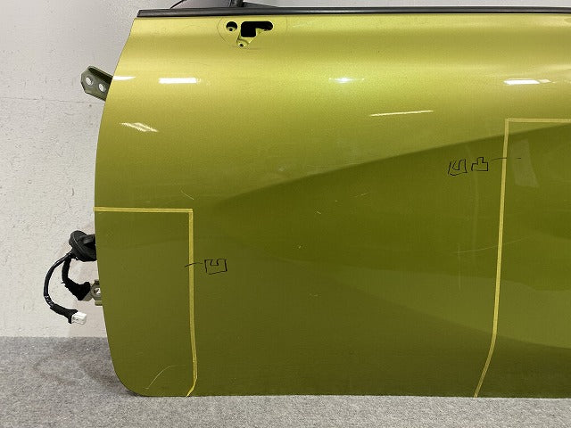 ノート/NOTE E12/NE12 e-POWER/HE12/SNE12 純正 左 フロント ドア 内張りガラス付 オリーブグリーン EBA 日産(146236)