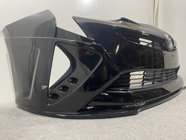 プリウス 50系/ZVW50/ZVW51/ZVW55 純正 前期 フロント バンパー スポイラーグリル付 52119-47700 アティチュードブラックマイカ(146255)