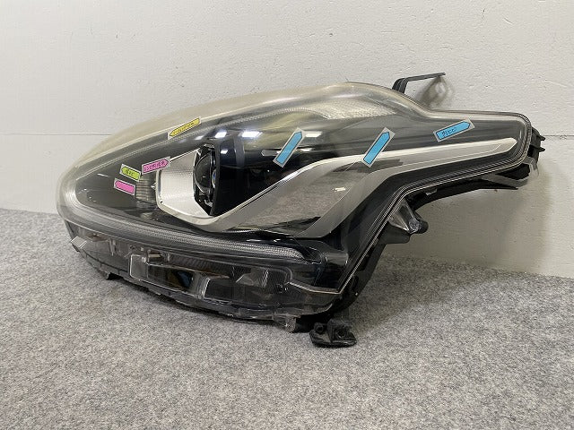 シエンタ 170系/NSP170G/NCP175G/NHP170G 純正 前期 左 ヘッドライト/ランプ レベライザーLED 刻印2 ICHIKOH 52-289 81170-52K31(146256)