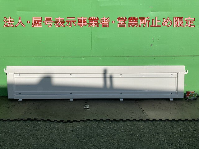 新車取り外し!エルフ/ミオ/MIO 初代(2024-) 純正 右 アオリ/サイドパネル/ゲート ホワイト ソリッド いすゞ(146272)