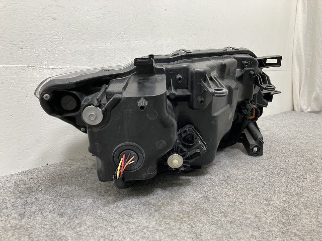 エクストレイル/X-TRAIL T32/NT32/HT32/HNT32 純正 前期 左 ヘッドライト/ランプ LED レベライザー 刻印F 100-17942 26075-4CA6D(146299)
