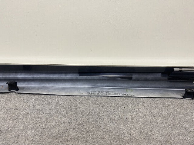 カローラ ツーリング 210系/NRE210W/ZRE212W/MZEA17W/MZEA12W/ZWE214W/ZWE211W 純正 右 サイドステップ モデリスタ MSD44-12003/4 (146304)