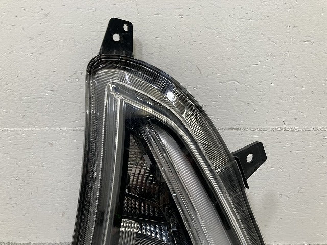 デイズ/ハイウェイスター B44W/B45W/B47W/B48W 純正 右 ウィンカー LED コンビネーションランプ KOITO 212-23776 日産(146312)