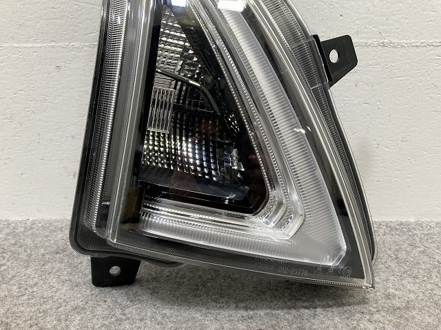 デイズ/ハイウェイスター B44W/B45W/B47W/B48W 純正 右 ウィンカー LED コンビネーションランプ KOITO 212-23776 日産(146312)
