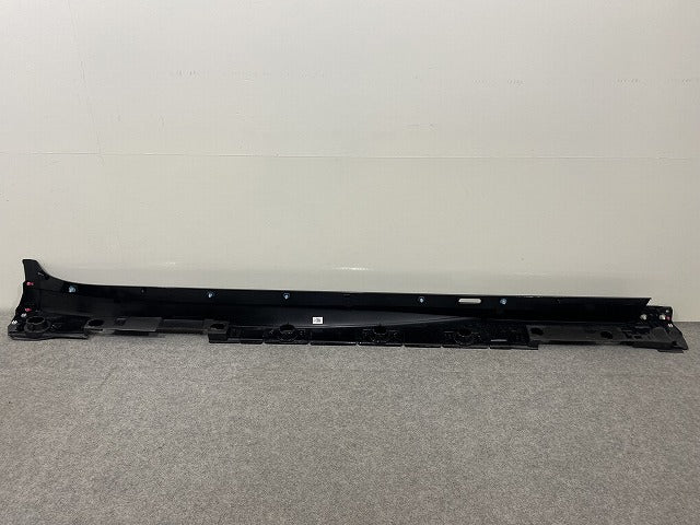 プリウス 60系/ZVW60/ZVW65/MXWH60/MXWH65/MXWH61 純正 左 サイドステップ/サイドスカート 75860-47040 アティチュードブラック(146322)