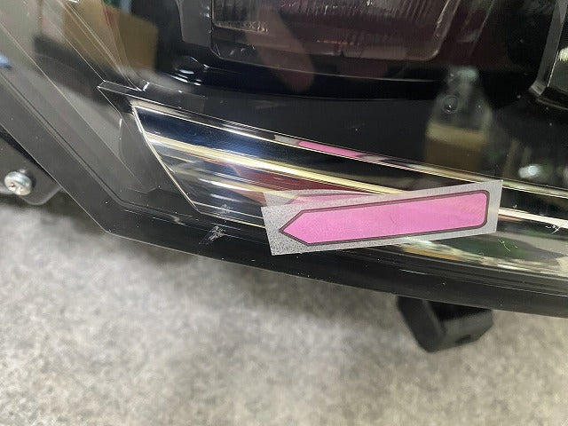セレナ C28/NC28/FC28/FNC28 e-POWER/GC28/GFC28 純正 右 ヘッドライト/ランプ LED レベライザー 刻印E KOITO 100-2379Y 日産(146339)