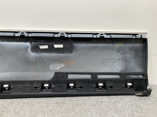 ヴォクシー/ノア Si/ZS 80系/ZRR80W/ZRR85W ハイブリッド/ZWR80W 純正 左 スライドドア サイドパネル 76906-28160 / 76916-28120(146340)